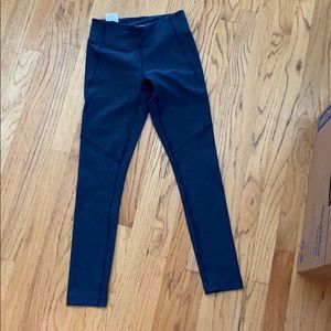 Outdoor Voices navy 7/8 warmup legging